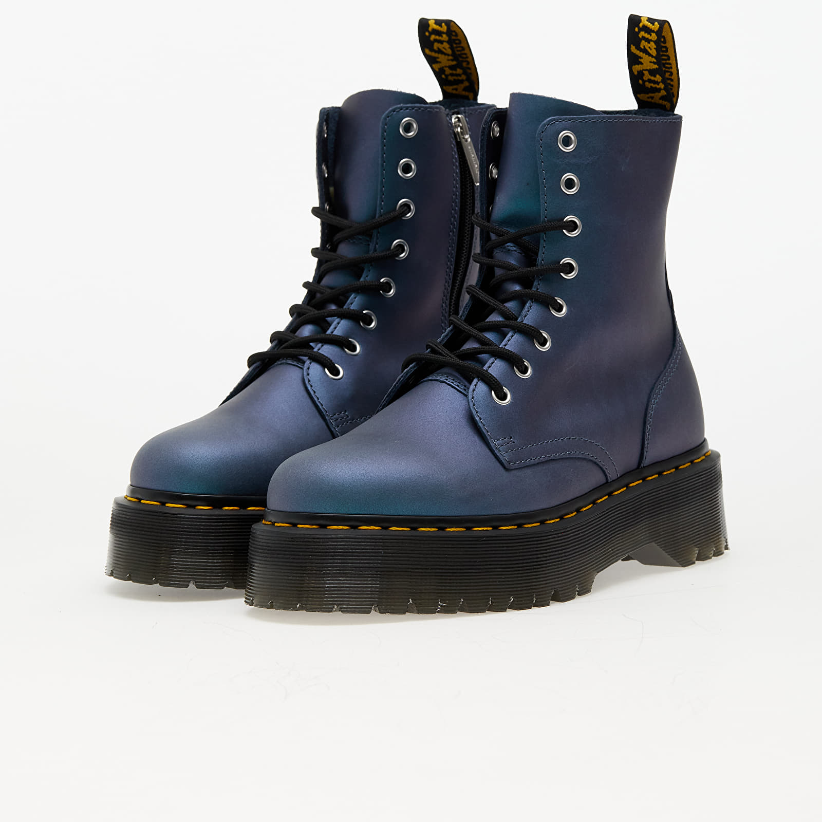 Men s sneakers and shoes Dr. Martens Jadon Deep Blue Pull Up Shift Queens