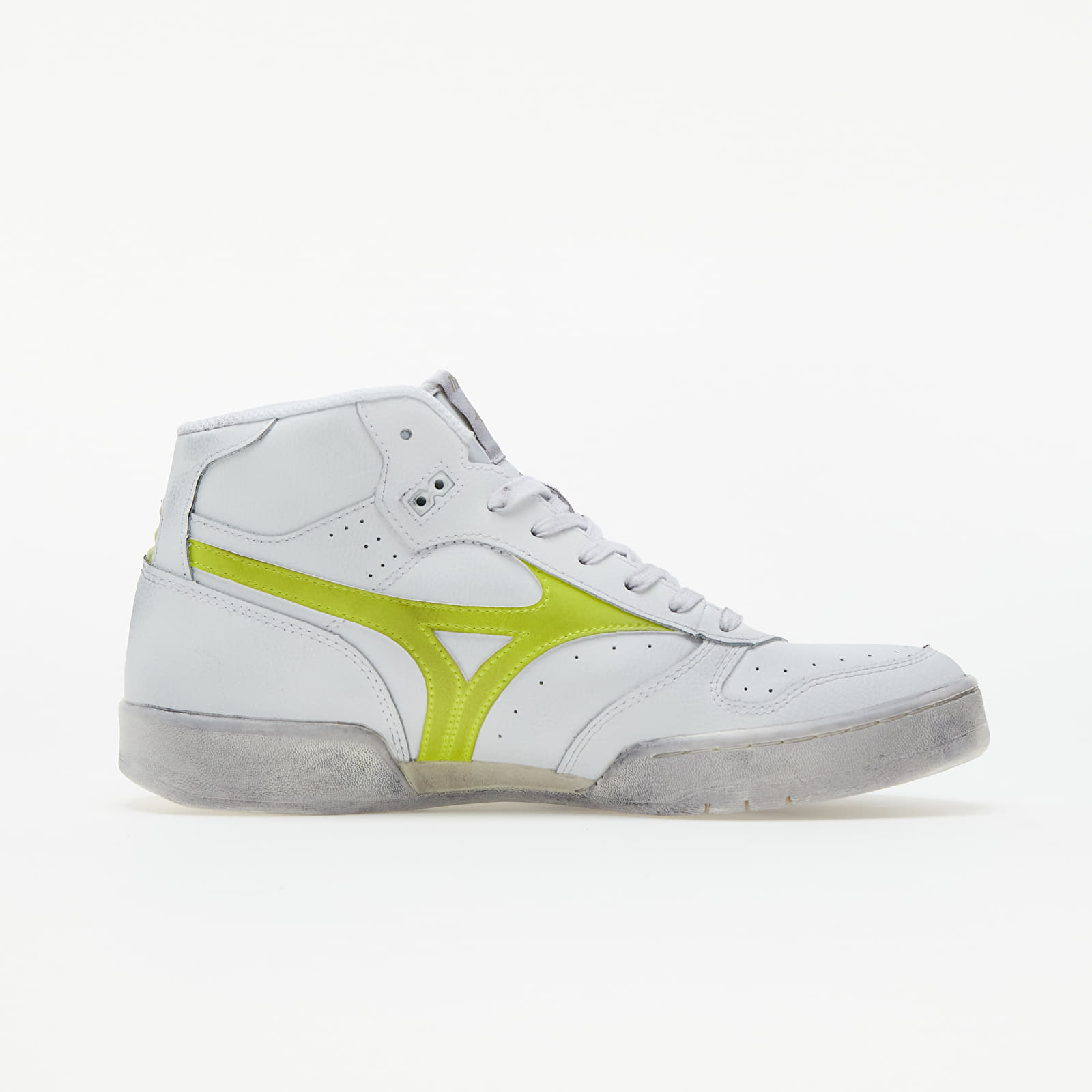 Men's sneakers and shoes Mizuno City Wind Mid White/ Bolt