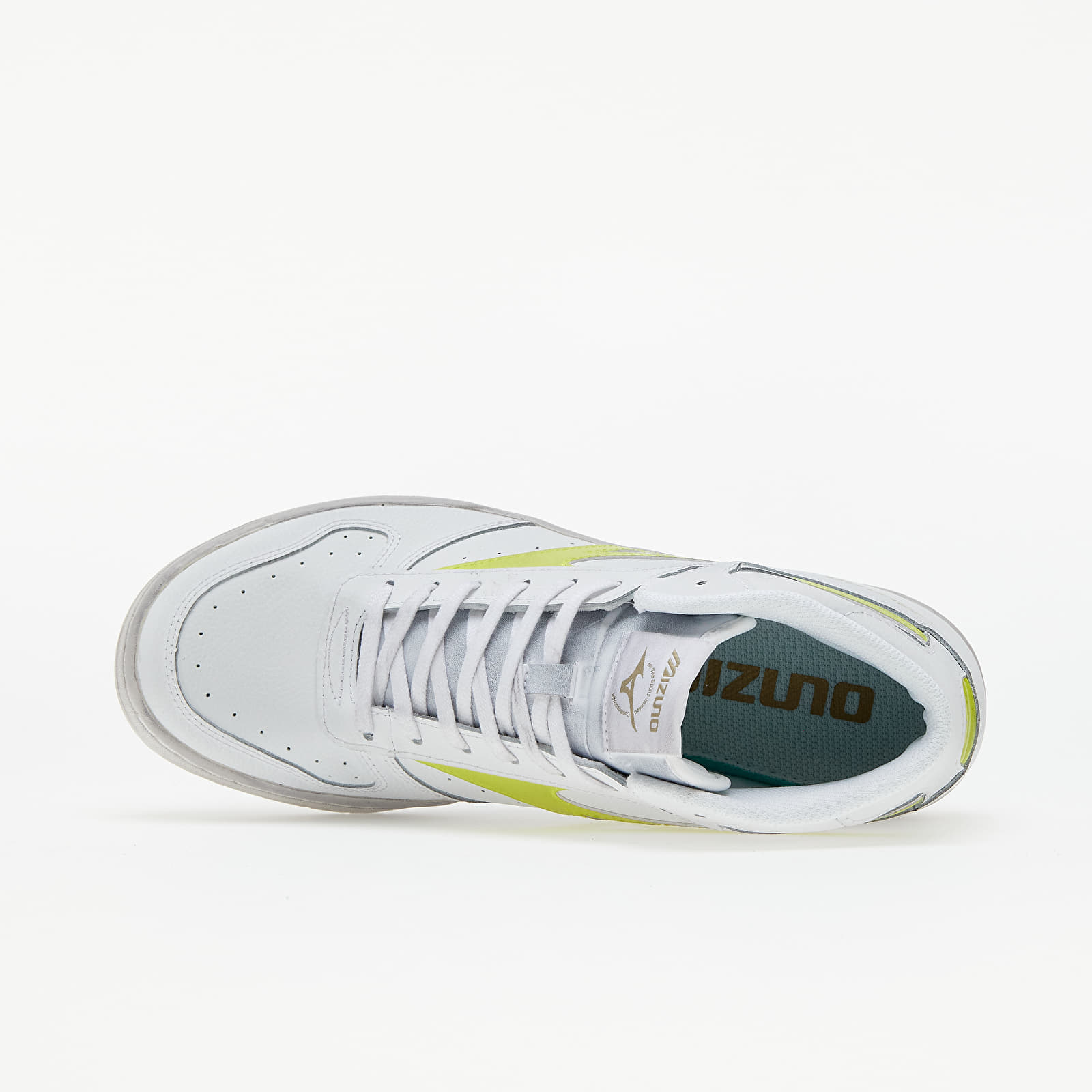 Men's sneakers and shoes Mizuno City Wind Mid White/ Bolt