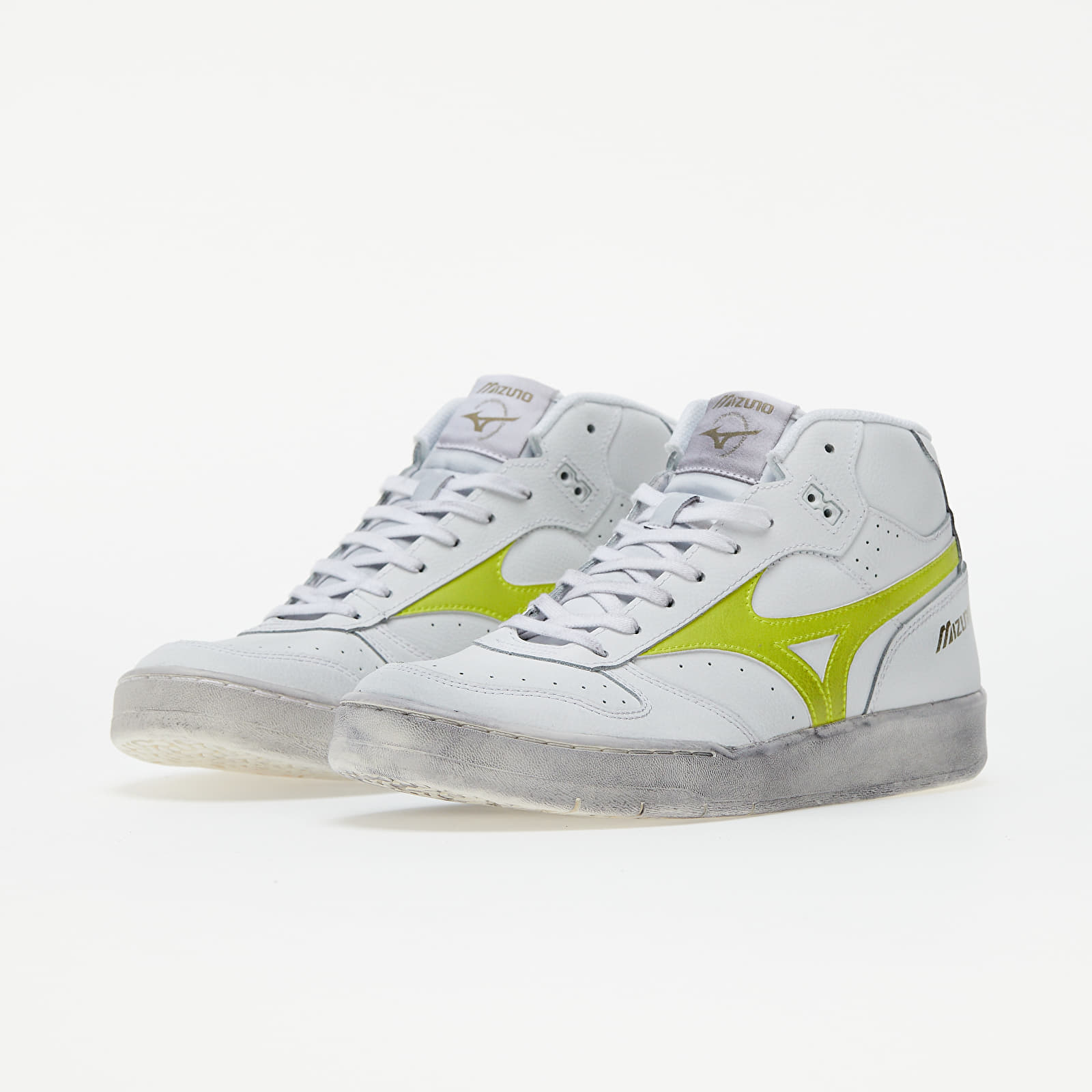 Men's sneakers and shoes Mizuno City Wind Mid White/ Bolt | Queens