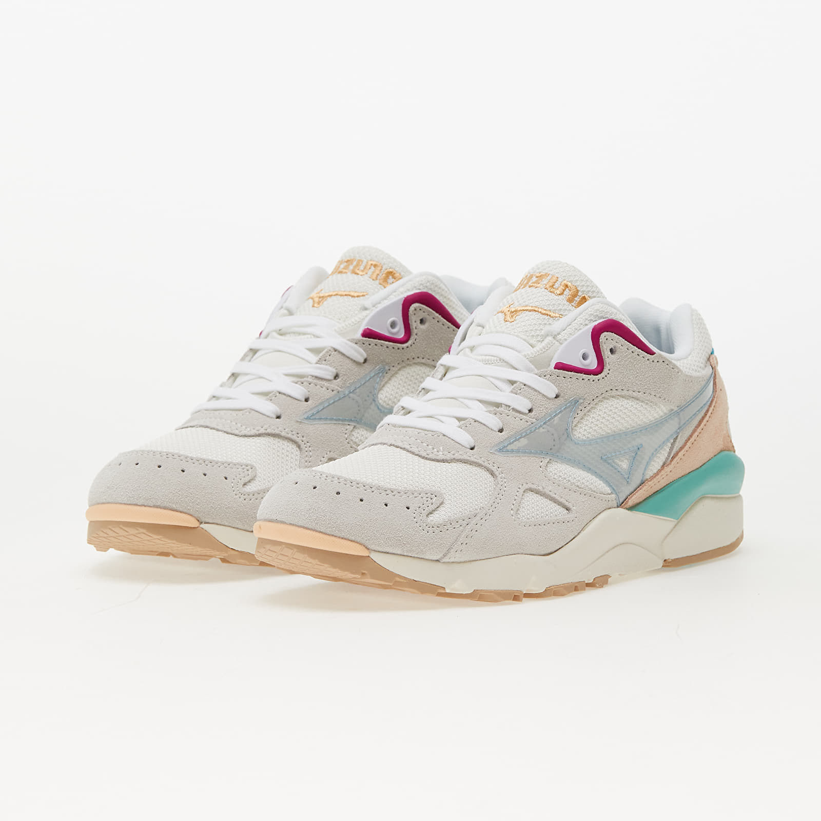 Мъжки кецове и обувки Mizuno Sky Medal S High Rise/ Papyrus/ Persimmon