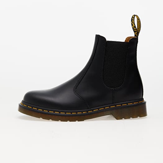 Dr. Martens 2976 Smooth Black
