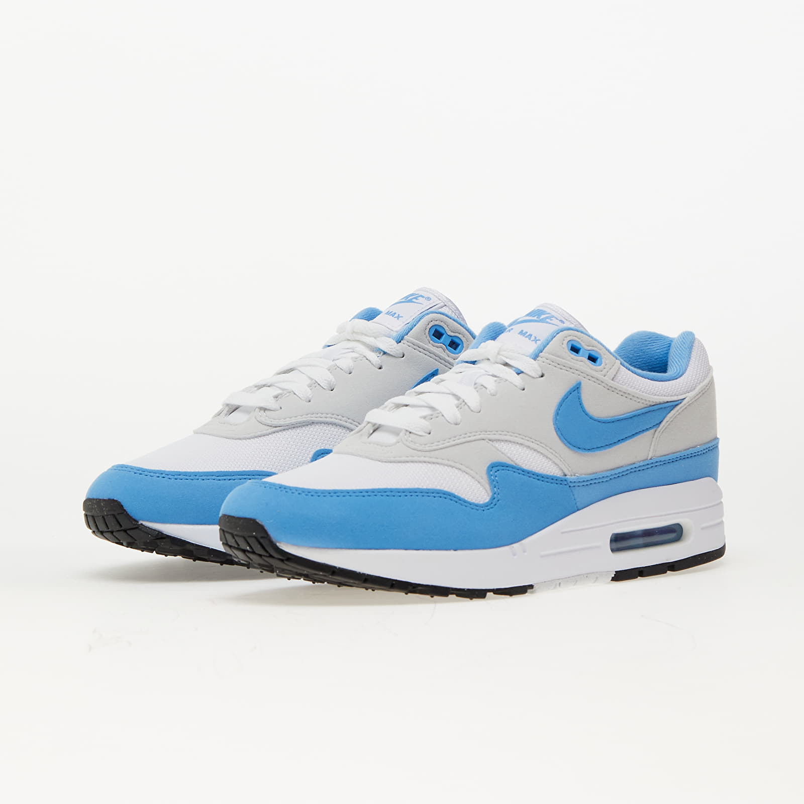 Men's sneakers and shoes Nike Air Max 1 White/ University Blue