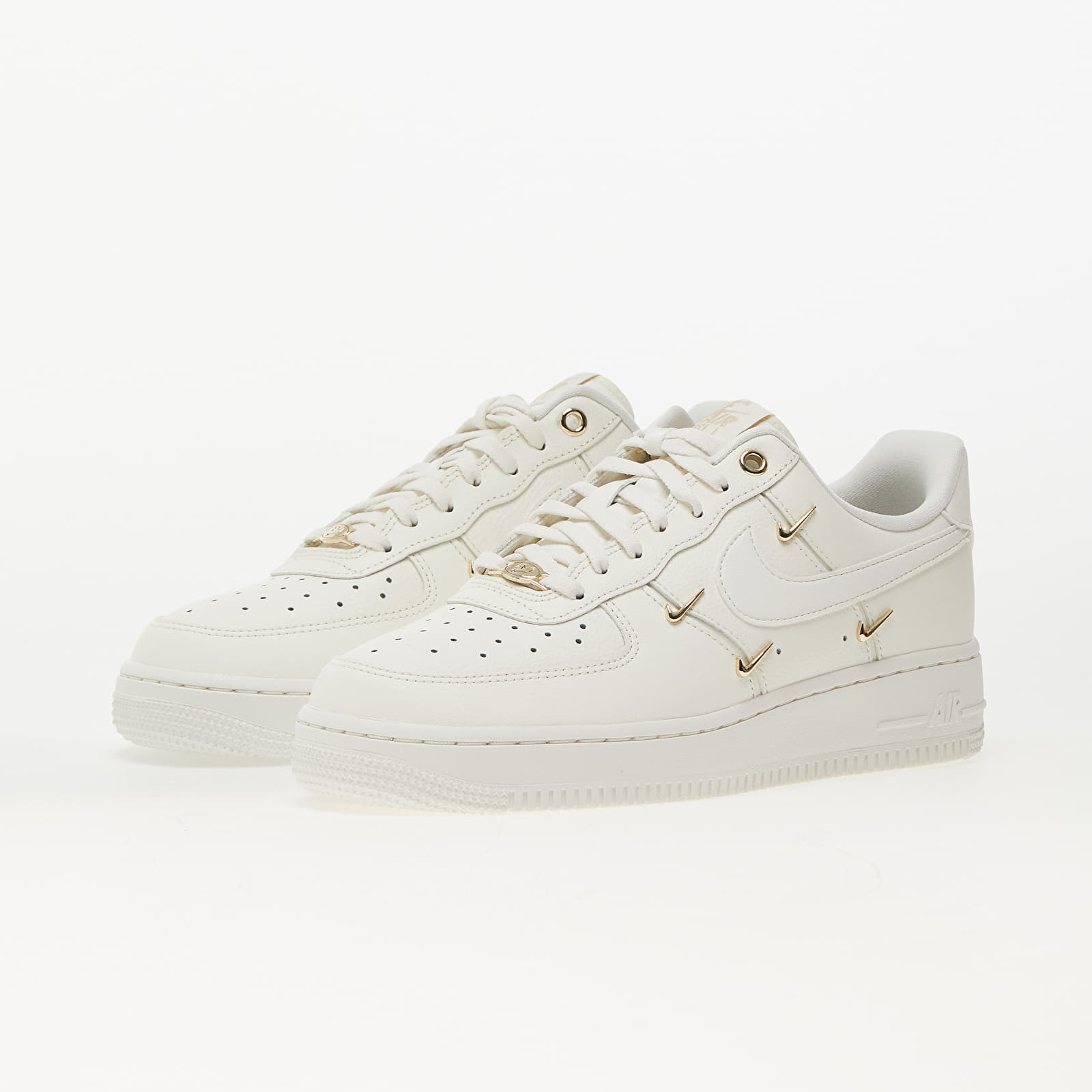 Women s sneakers and shoes Nike Wmns Air Force 1 07 LX Sail Sail Sail Metallic Gold Queens