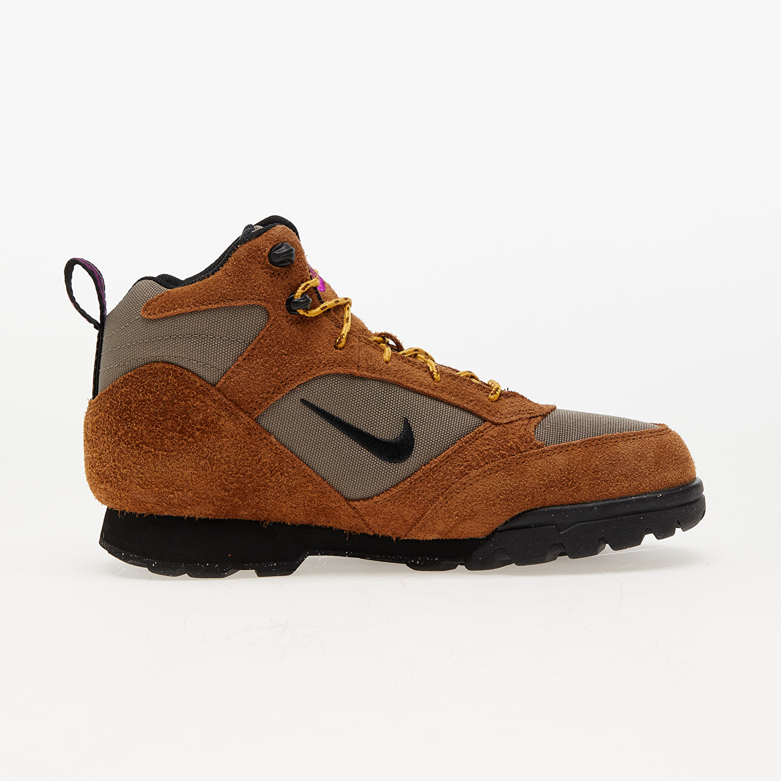 Zapatillas Hombre Nike ACG Torre Mid Wp Pecan/ Black-Olive Grey-Red Plum