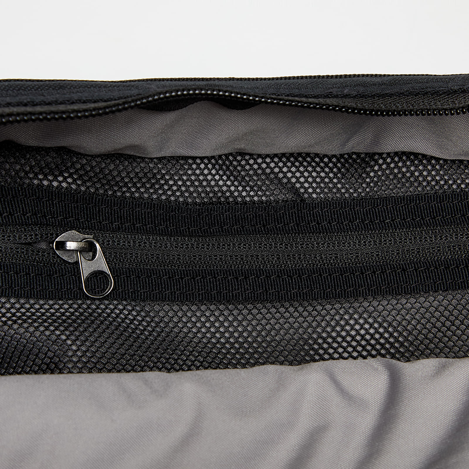 Rucsacuri pentru rinichi Nike NSW RPM Waistpack Black/ Black/ Black