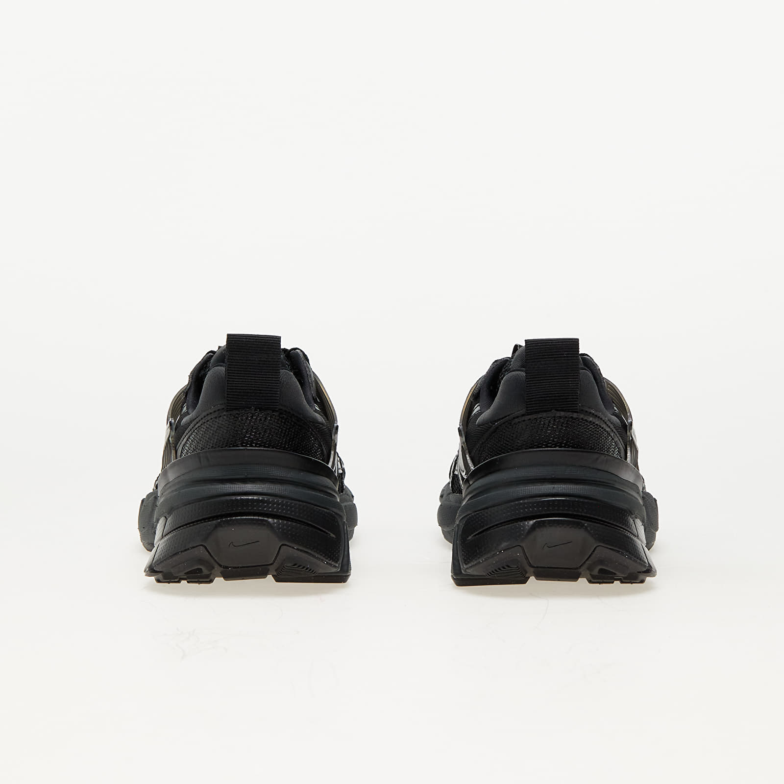 Chaussures et baskets femme Nike V2K Run Black/ Dk Smoke Grey-Anthracite