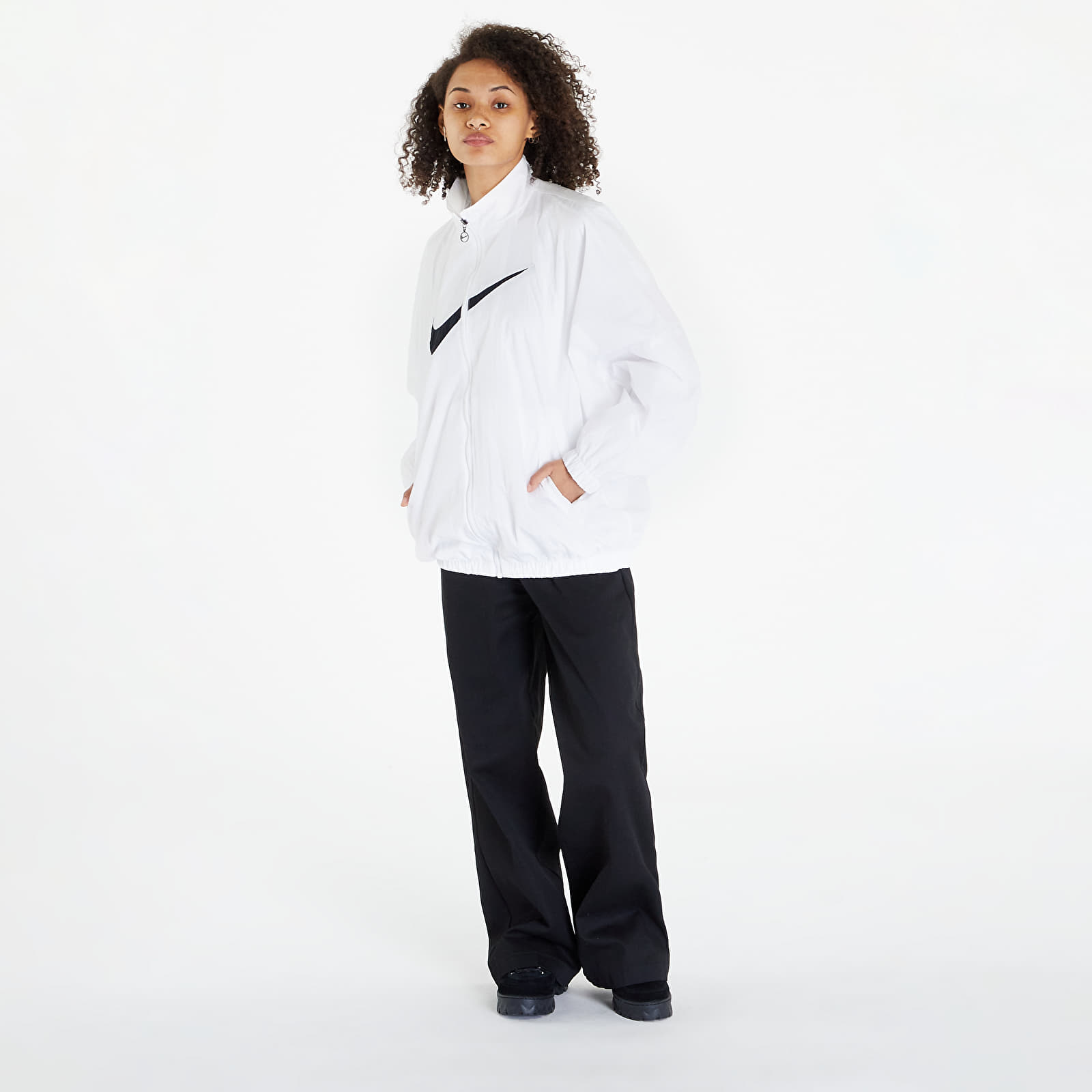 Coachjassen Nike W NSW Essentials Woven Jacket White