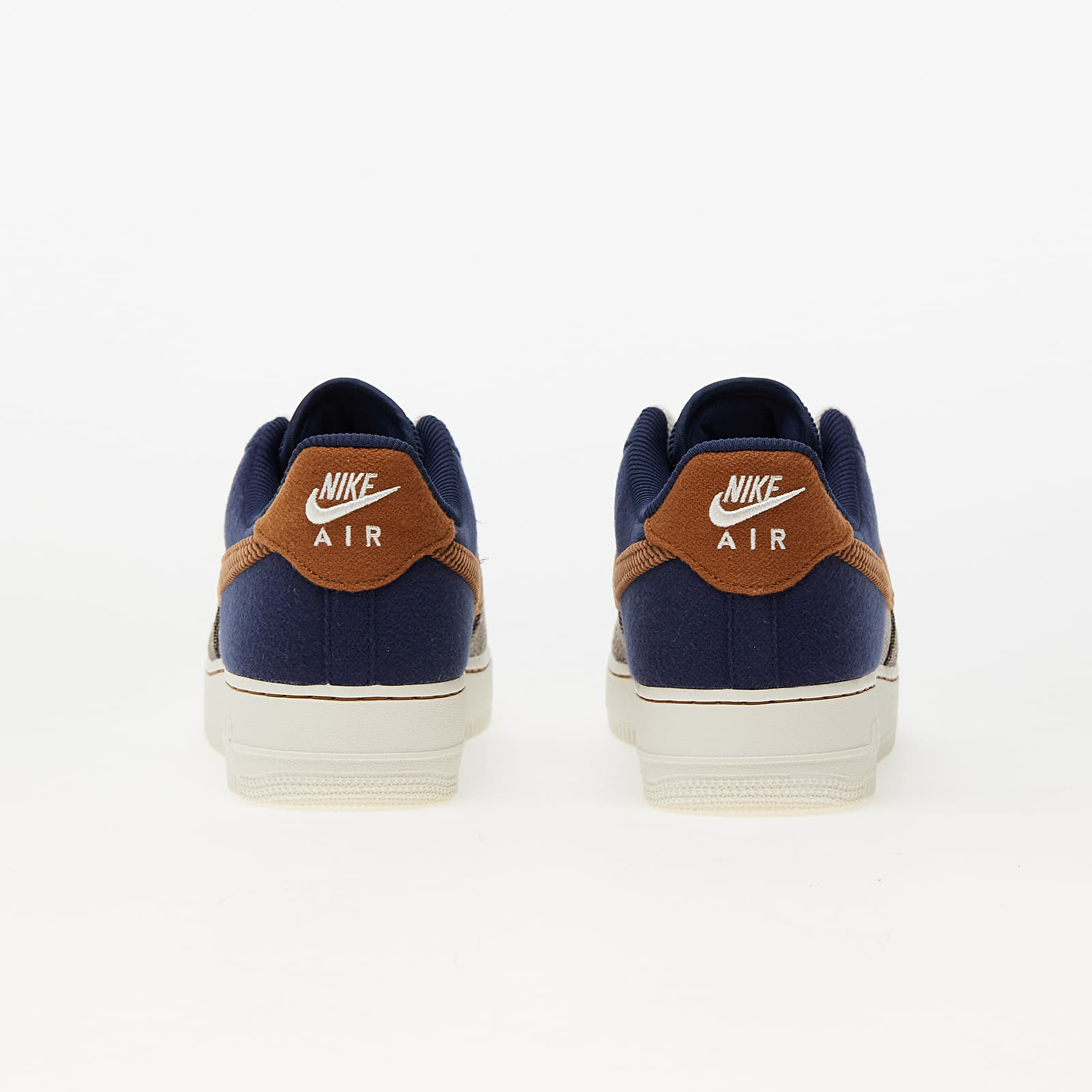 Pánské tenisky a boty Nike Air Force 1 '07 Premium Midnight Navy/ Ale Brown-Pale Ivory