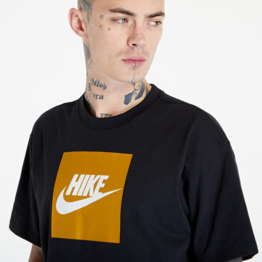 T shirt nike sales box