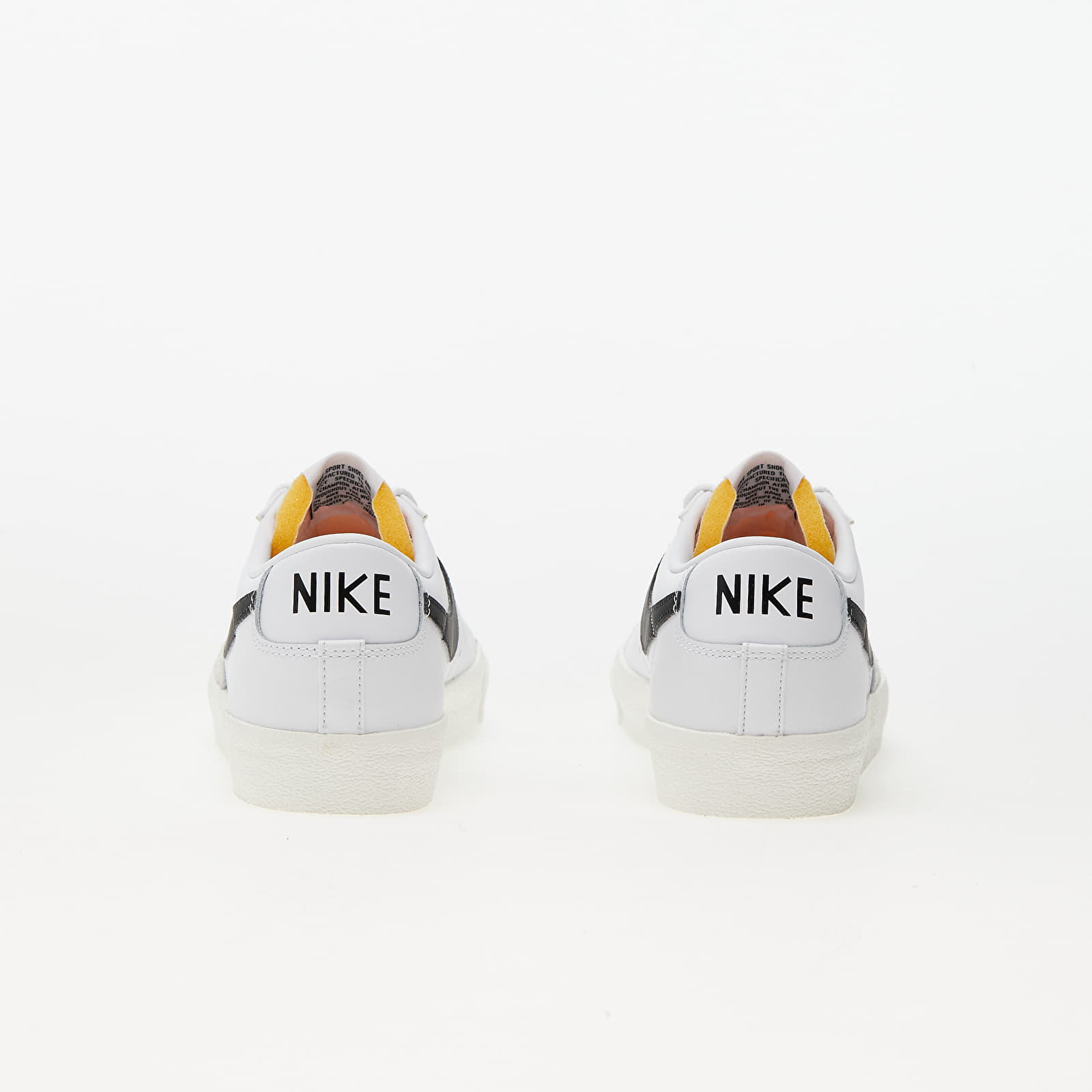 Men's sneakers and shoes Nike Blazer Low '77 Vintage White/ Black-Sail