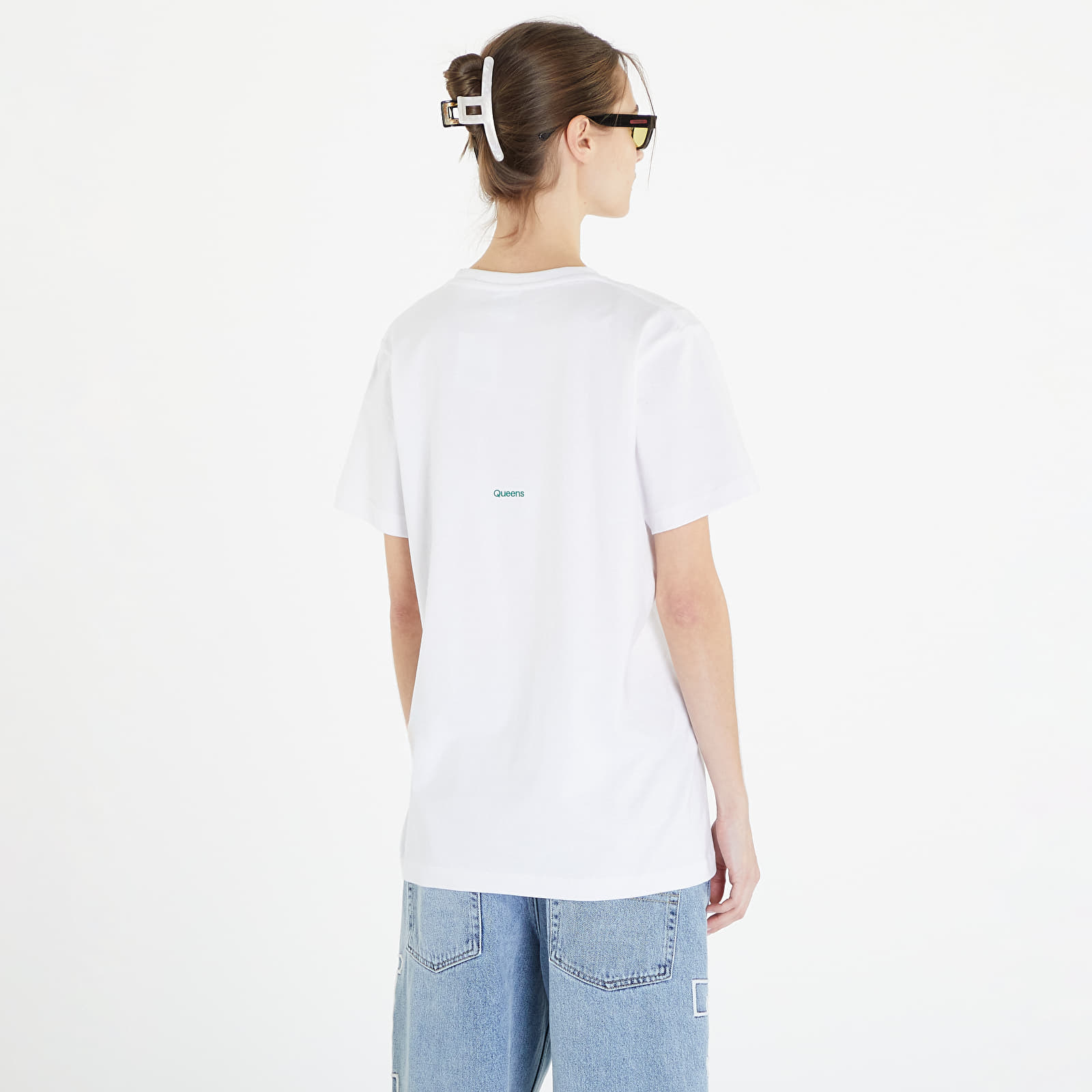 T-shirts Queens Dej Mi Radši Kytku V Květináči T-Shirt UNISEX White