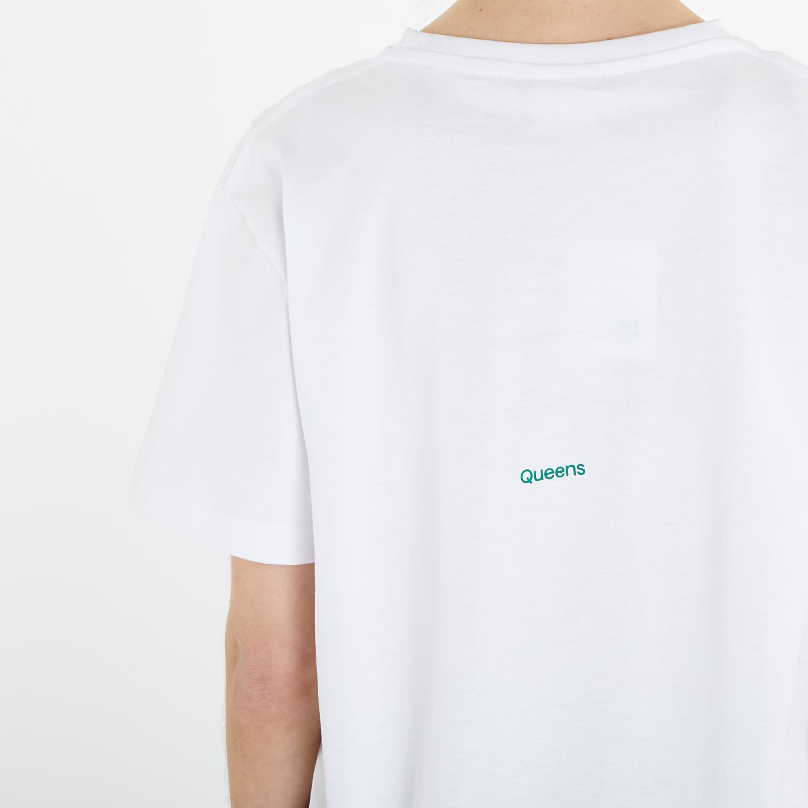 T-särgid Queens Mám Doma Nemocnou Monsteru T-Shirt UNISEX White