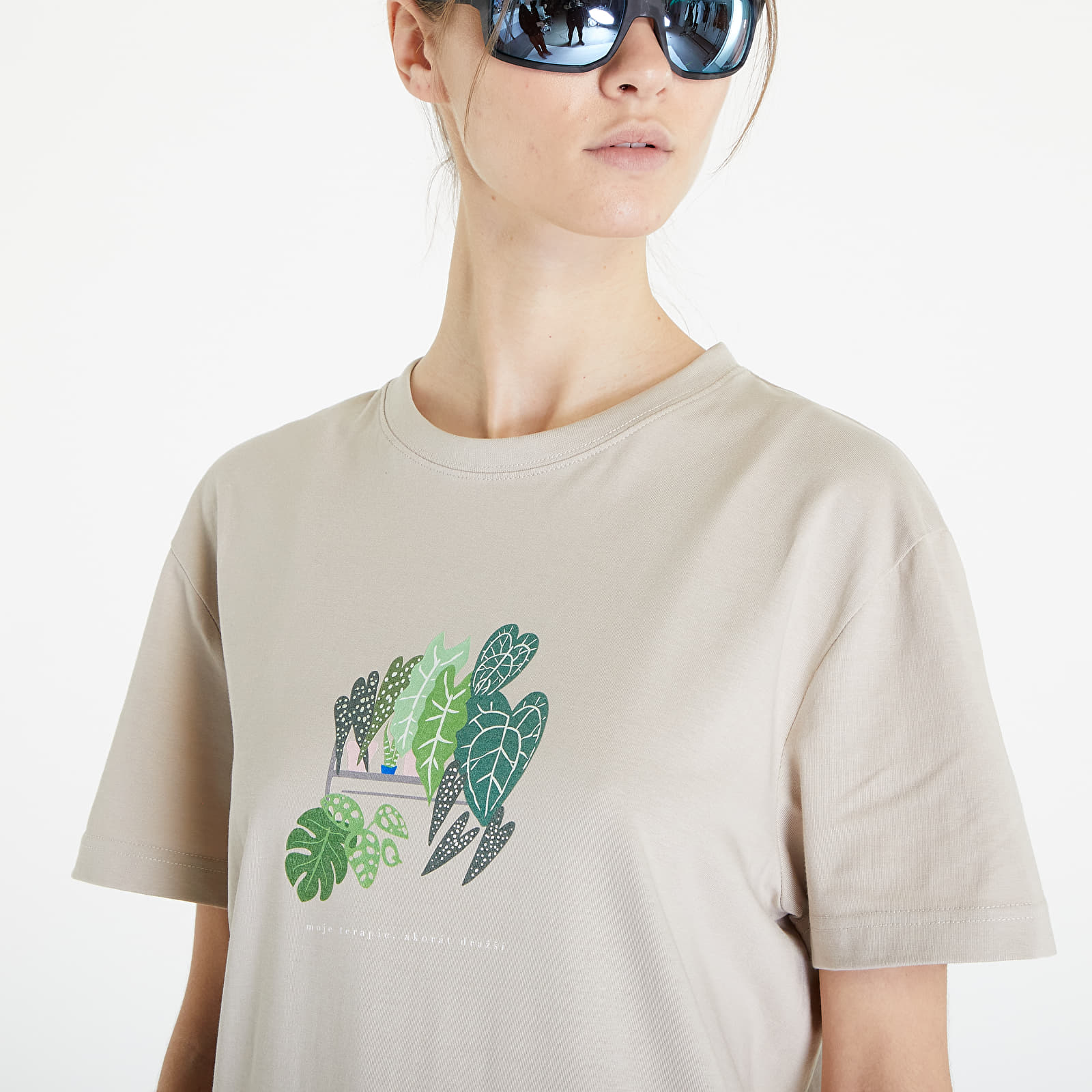 T-shirts Queens Moje Terapie, Akorát Dražší T-Shirt UNISEX Taupe