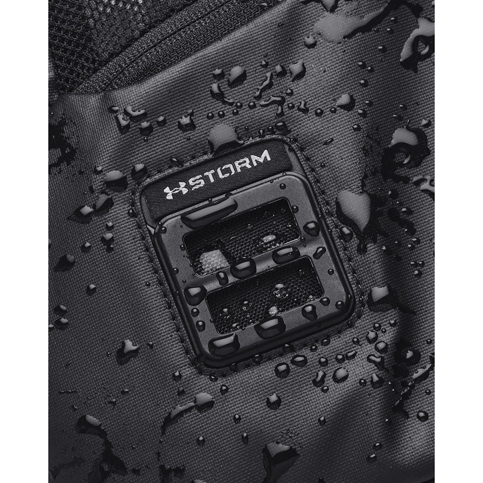Sacs à bandoulière Under Armour Contain Duo SM Duffle Black/ Metallic Silver