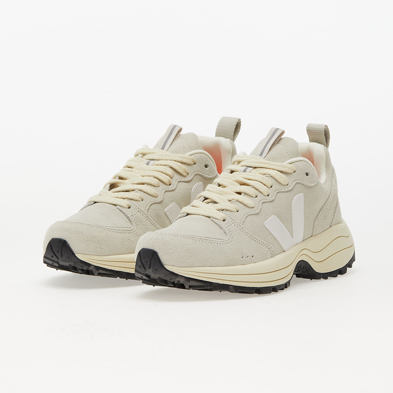 Sneakers og sko til kvinder Veja Venturi Suede Natural/ White