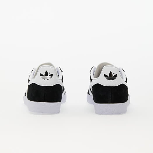 Men s sneakers and shoes adidas Gazelle Core Black White Gold Metalic Queens