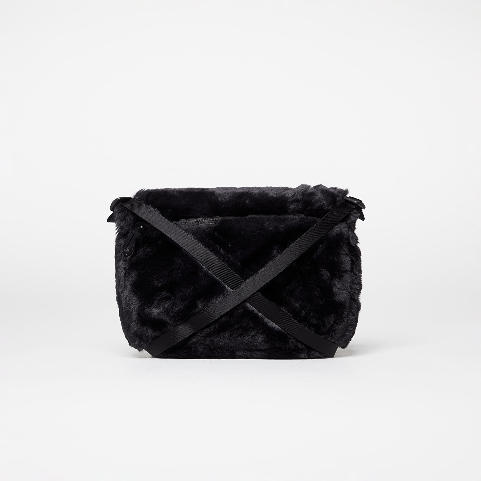 Shoulder bags Nike Sportswear Futura 365 Faux Fur Crossbody Black/ Black/ White