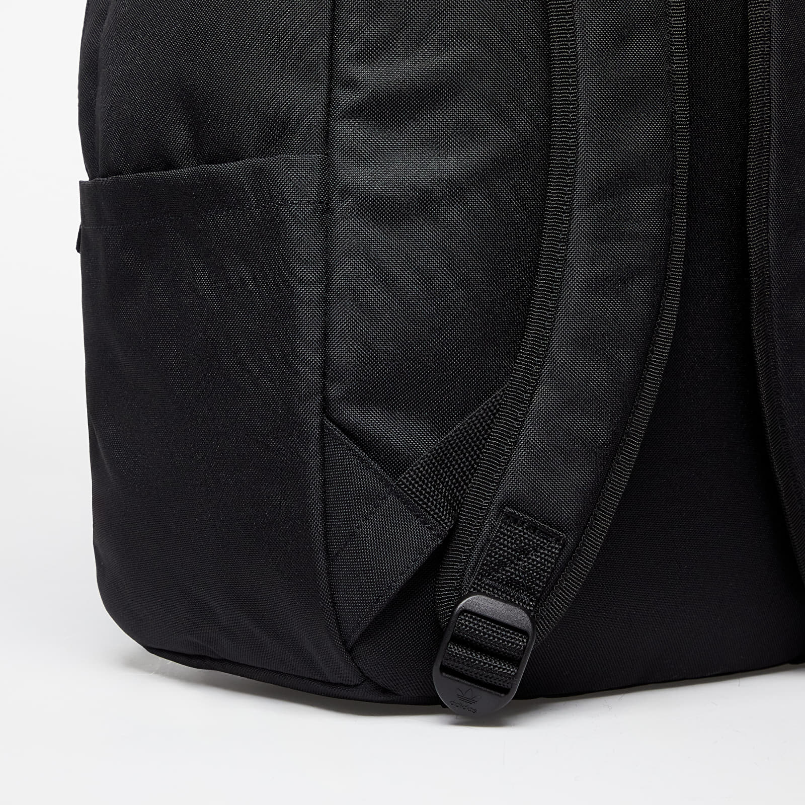 Black backpack 2025 adidas