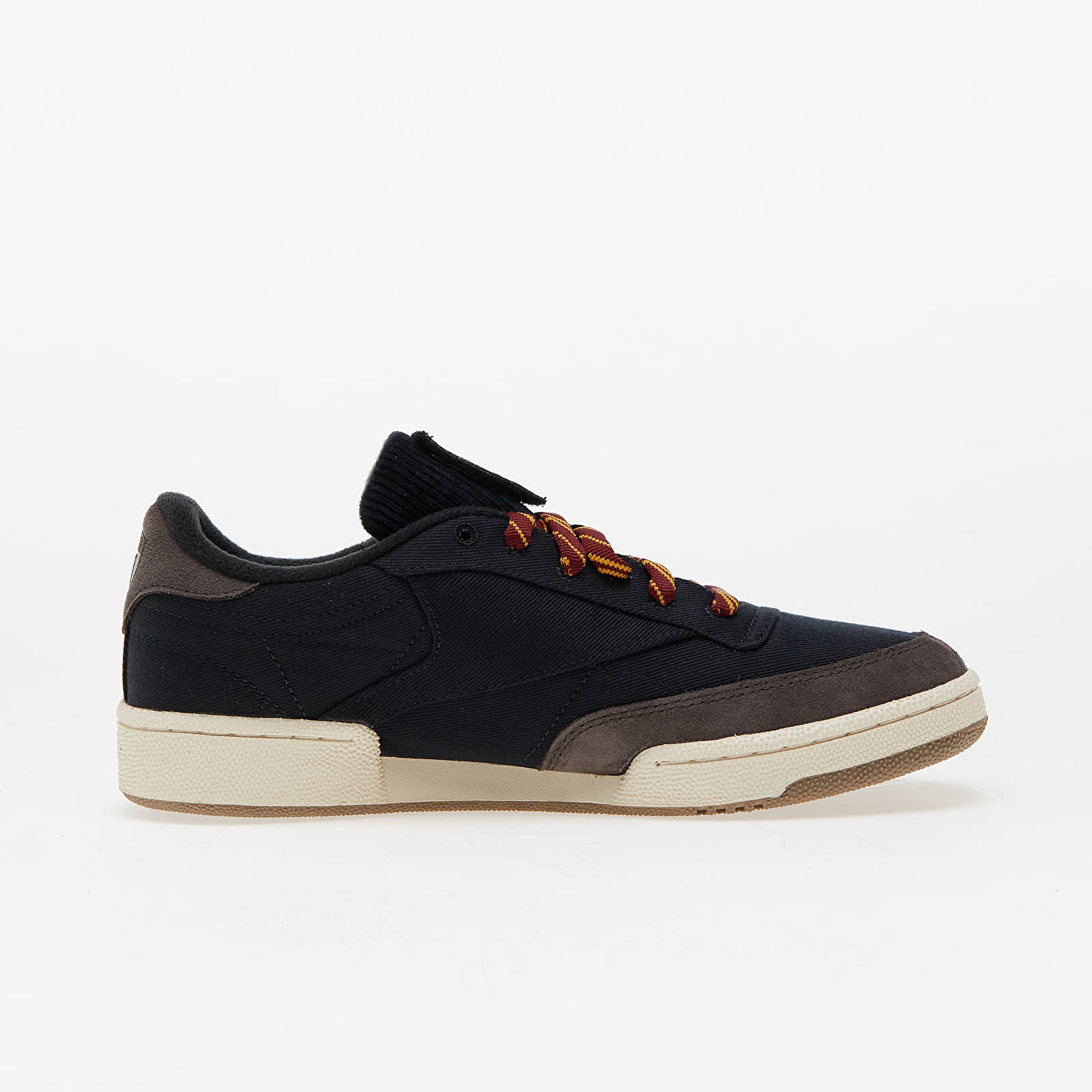 Men's sneakers and shoes Reebok x Harry Potter Club C 85 Night Black/ Terra Brown/ Alabaster
