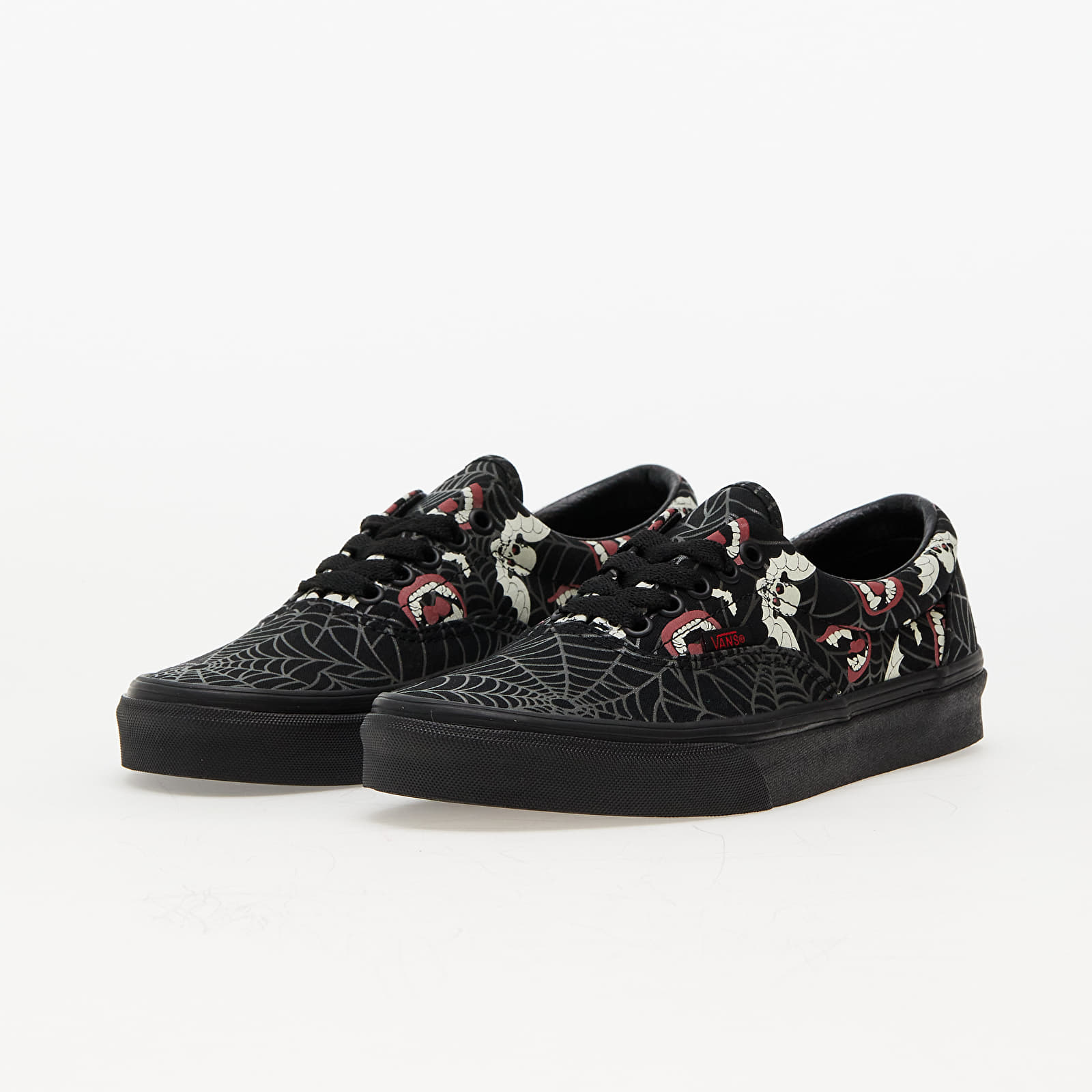 Men's sneakers and shoes Vans Era Black/ Black