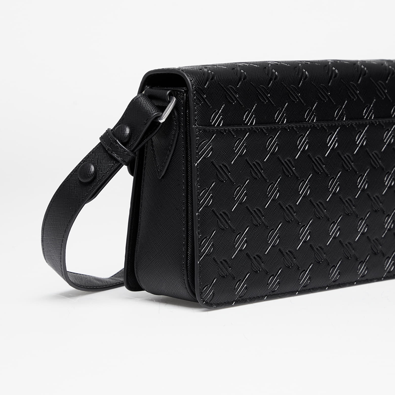 Daily paper body bag clearance