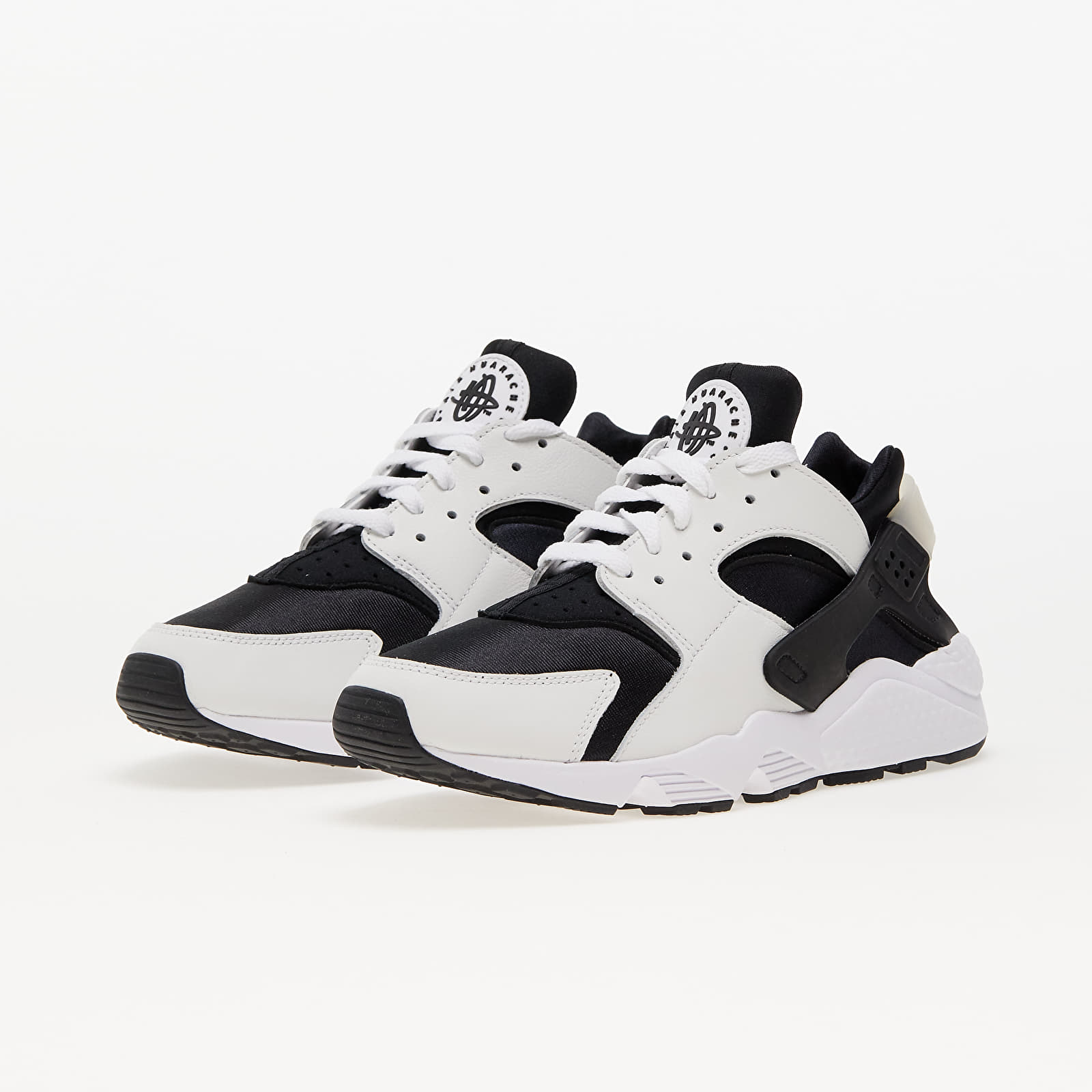 Turnschuhe und Schuhe fur Manner Nike Air Huarache Black White Black Queens