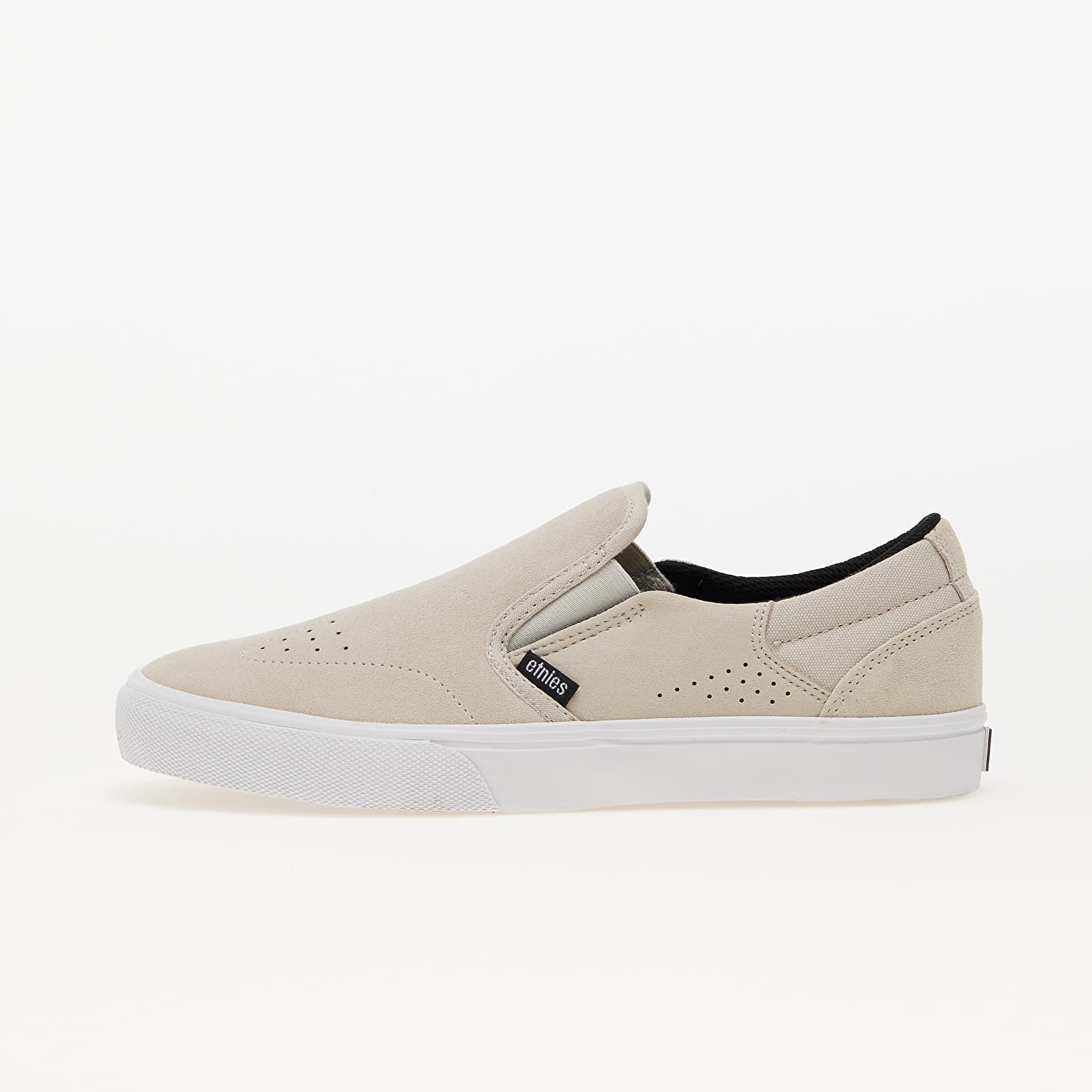 Etnies white sale shoes