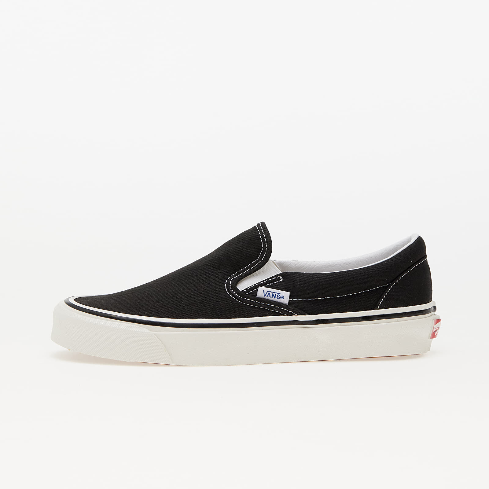 Turnschuhe und Schuhe fur Manner Vans Classic Slip On 9 OG Blac Queens