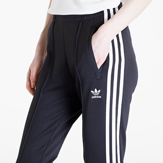 Sweatpants adidas Originals Adicolor Sustainability Classic Track Pant Black Queens