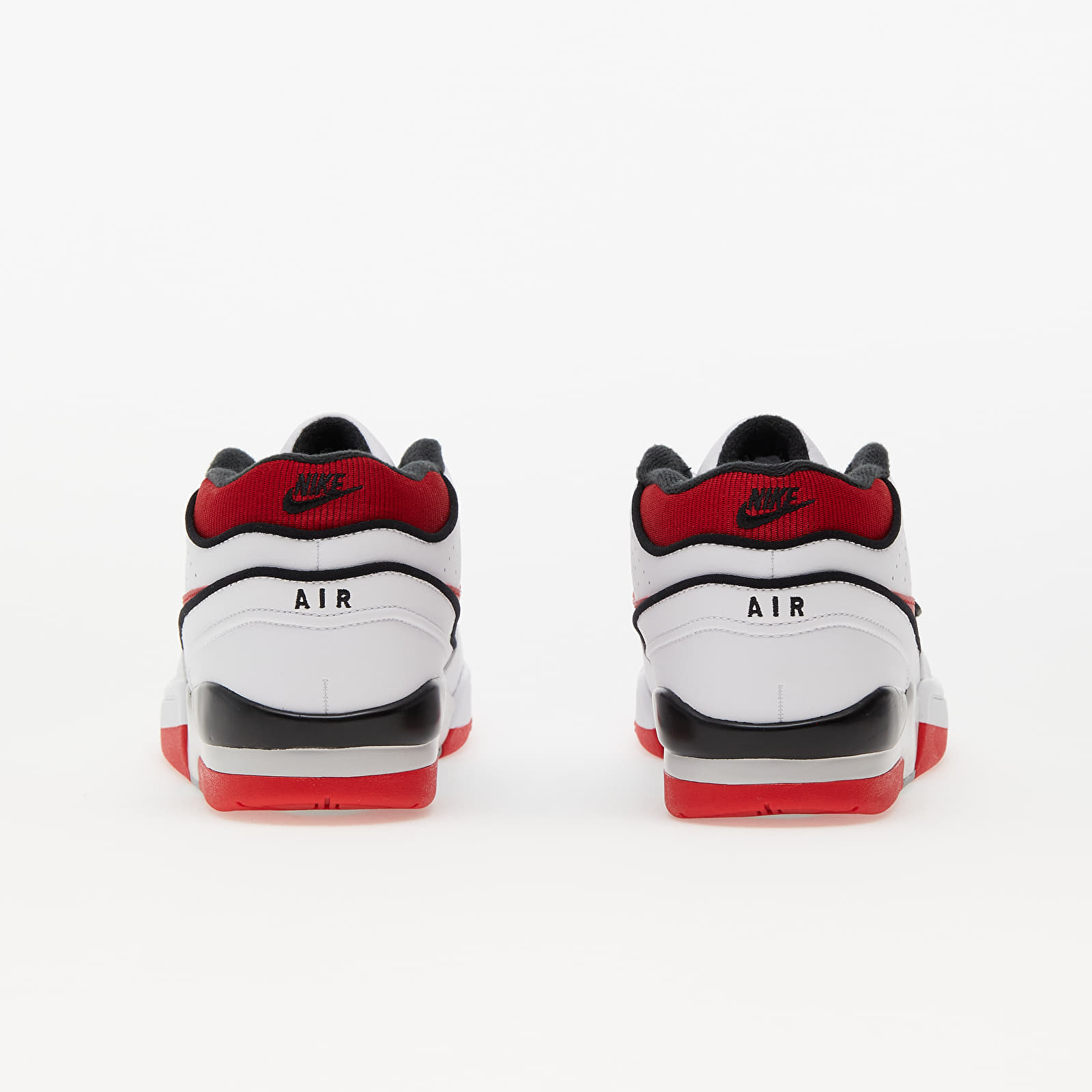 Turnschuhe und Schuhe für Männer Nike x Billie Eilish Air Alpha Force  SP White/ Fire Red-Neutral Grey