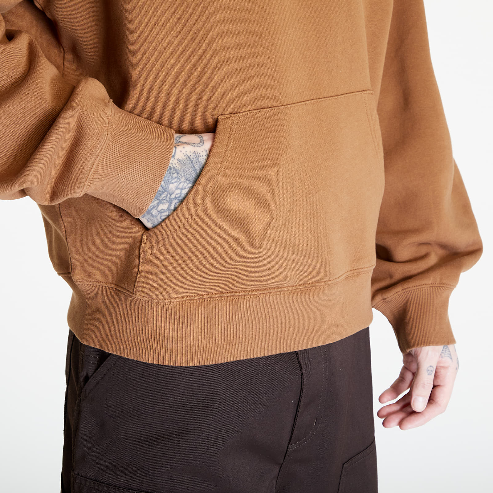 Sudaderas Carhartt WIP Hooded Onyx Script Sweat UNISEX Hamilton Brown/ Black