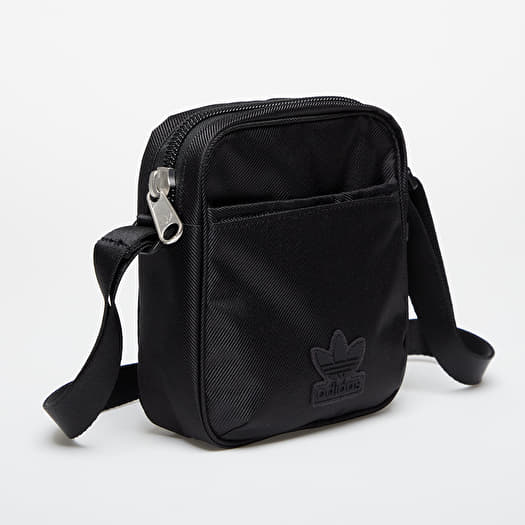 Adidas-Blue-Polyester-Casual-Messenger Bag at Rs 450 | Messenger Bags in  Indore | ID: 20685008048