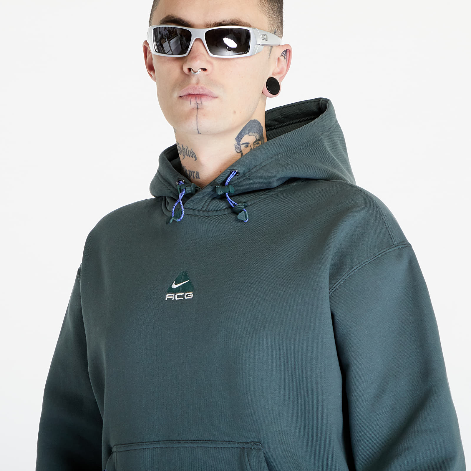 Mikiny Nike ACG Therma-FIT Fleece Pullover Hoodie UNISEX Vintage Green/ Summit White