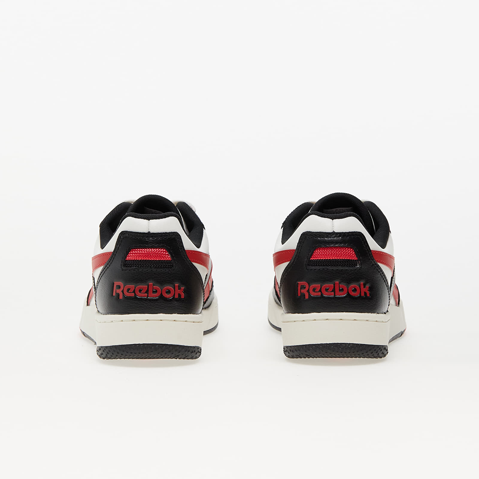 Vīriešu čības un apavi Reebok BB 4000 II Black/ Vector Red/ Black