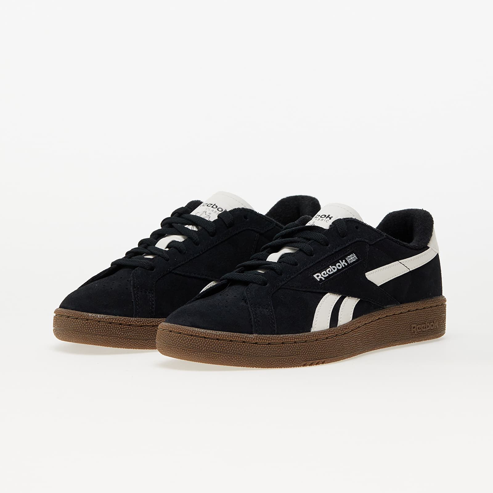 Meeste tossud ja kingad Reebok Club C Grounds Uk Core Black/ Chalk/ Gum