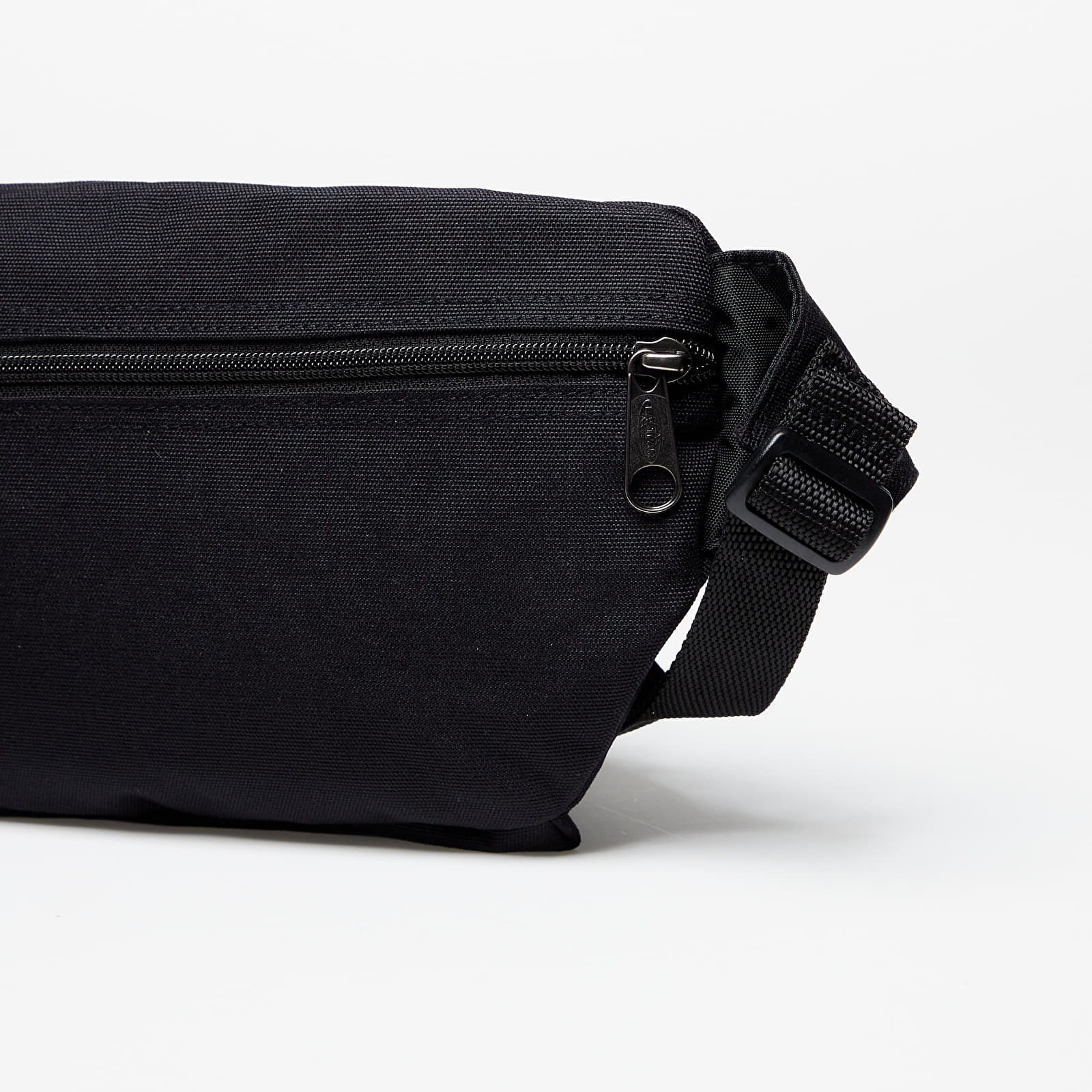 Mochilas Eastpak Doggy Bag Black