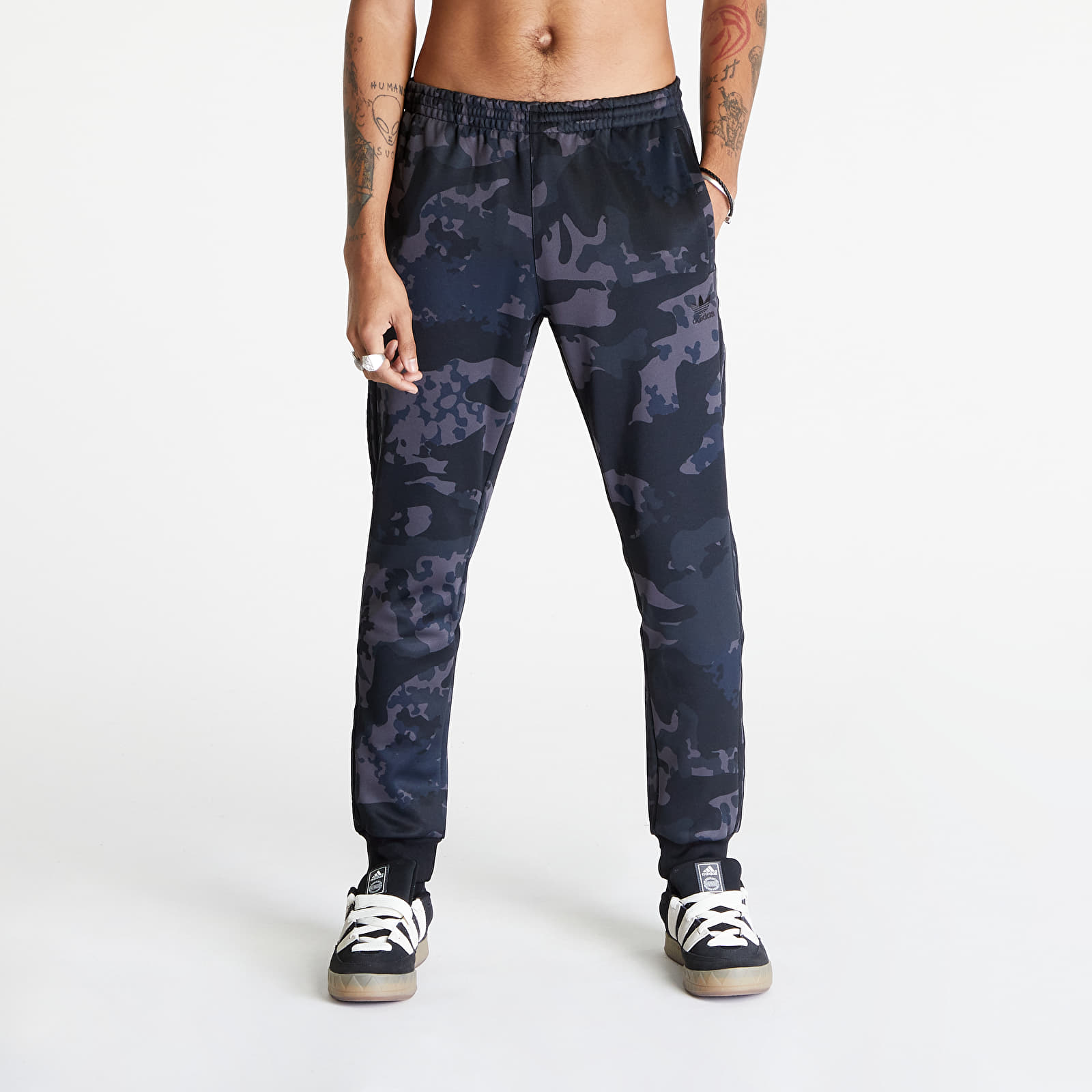Camo joggers adidas hotsell