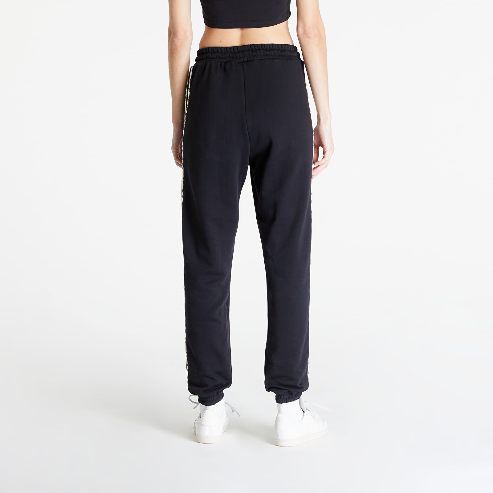 Tepláky adidas Trackpant Black