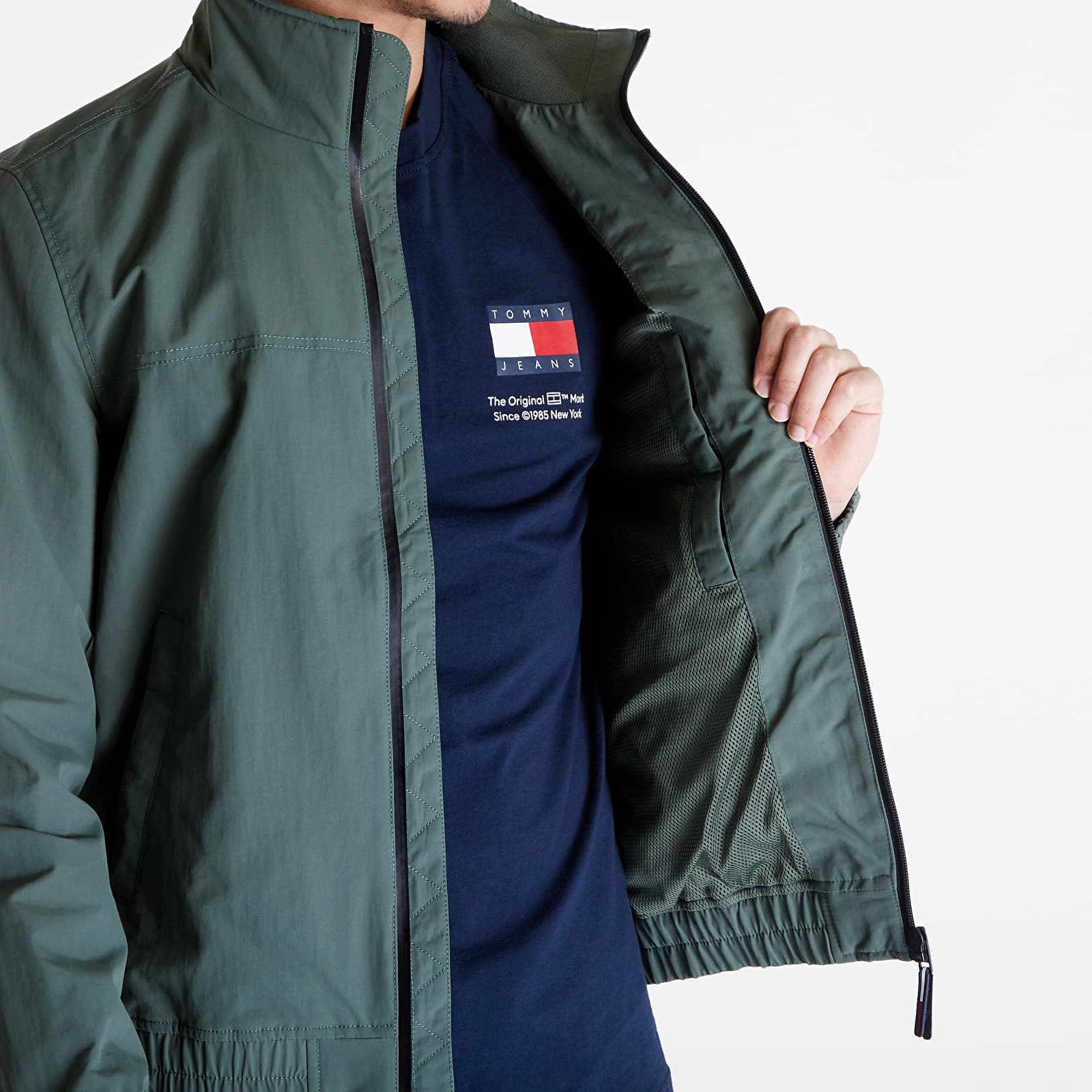 Větrovky Tommy Jeans Essential Casual Bomber Jacket Avalon Green