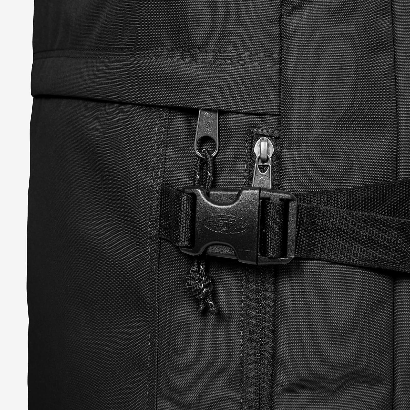 Nahrbtniki in torbe EASTPAK Travelpack Black