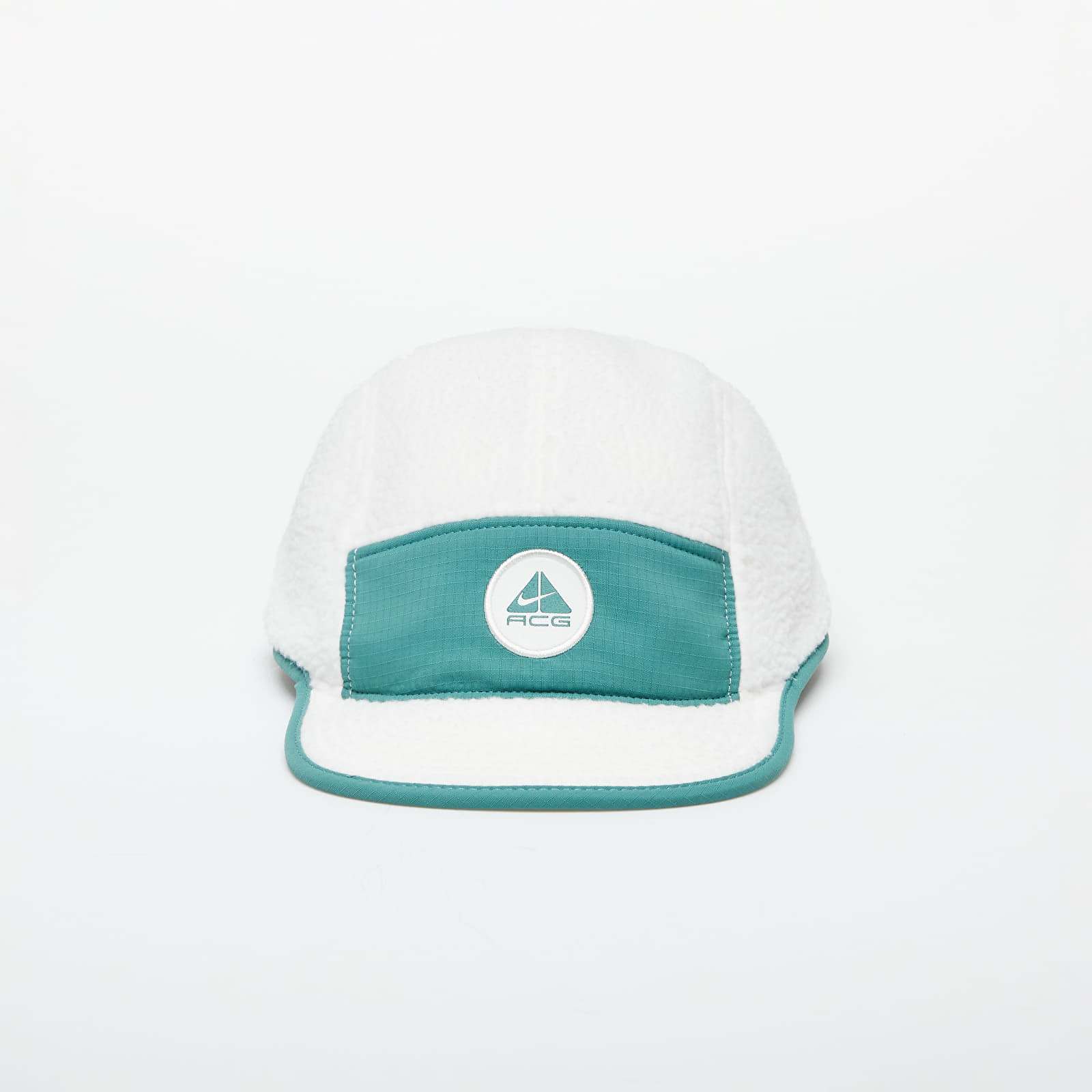 Šiltovky Nike Therma-FIT Fly Unstructured Flat Bill ACG Cap Sail/ Bicoastal/ Sail