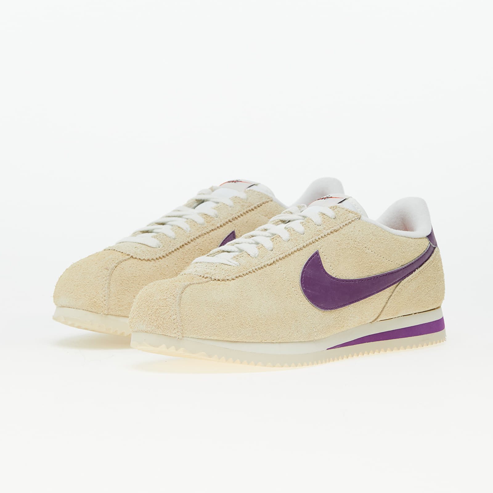 Women's sneakers and shoes Nike W Cortez Vintage Muslin/ Viotech-Coconut Milk-Black