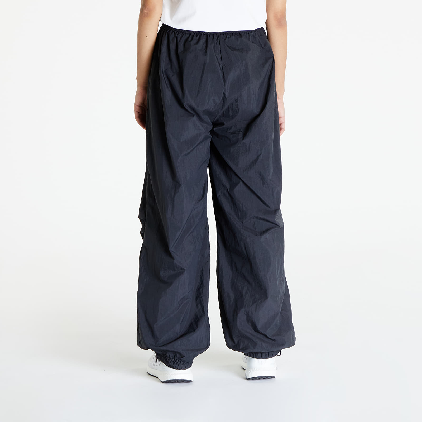 Джинсы и штаны adidas Premium Nylon Parachute Pant Black