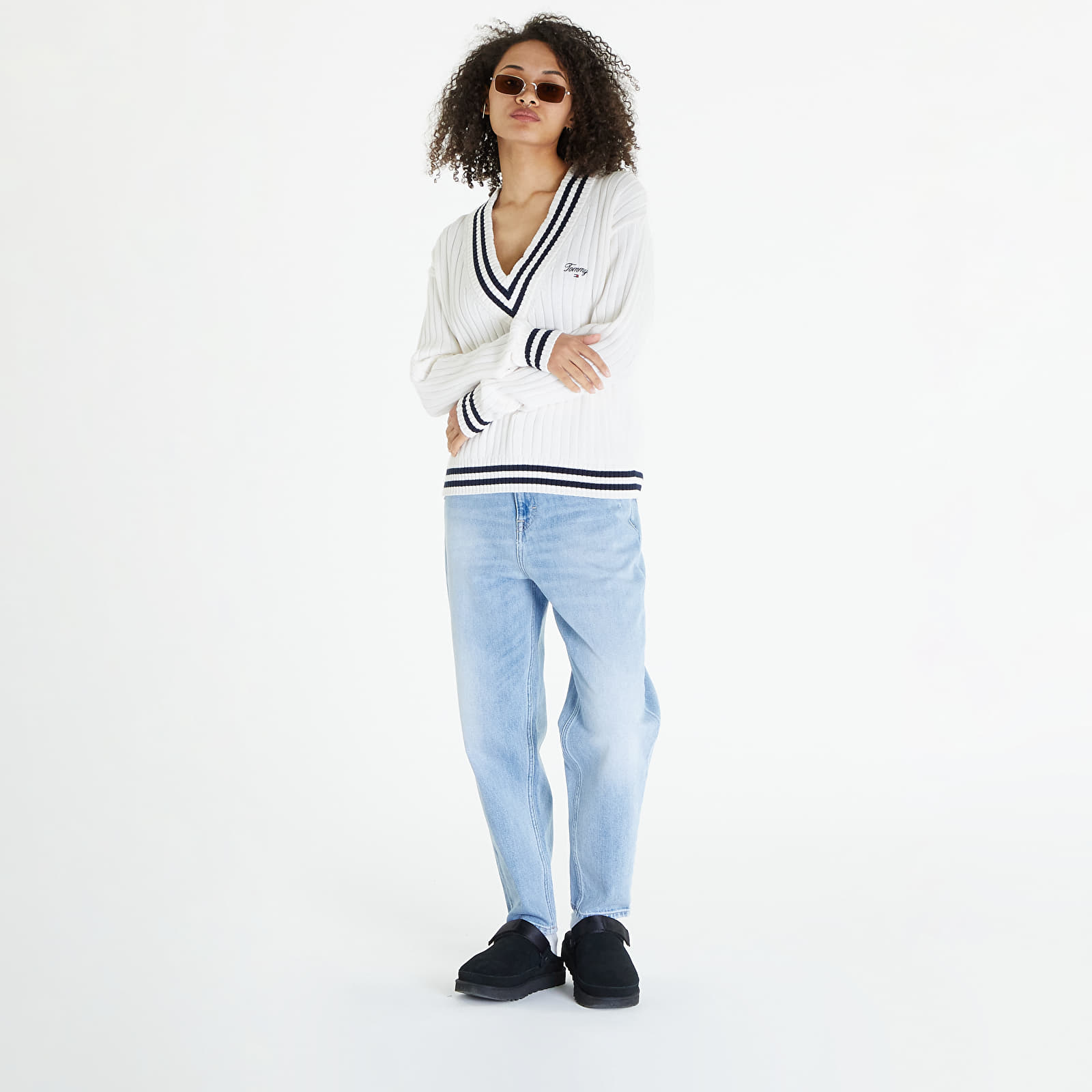 Truien Tommy Jeans Script V Neck Rib Sweater Ancient White