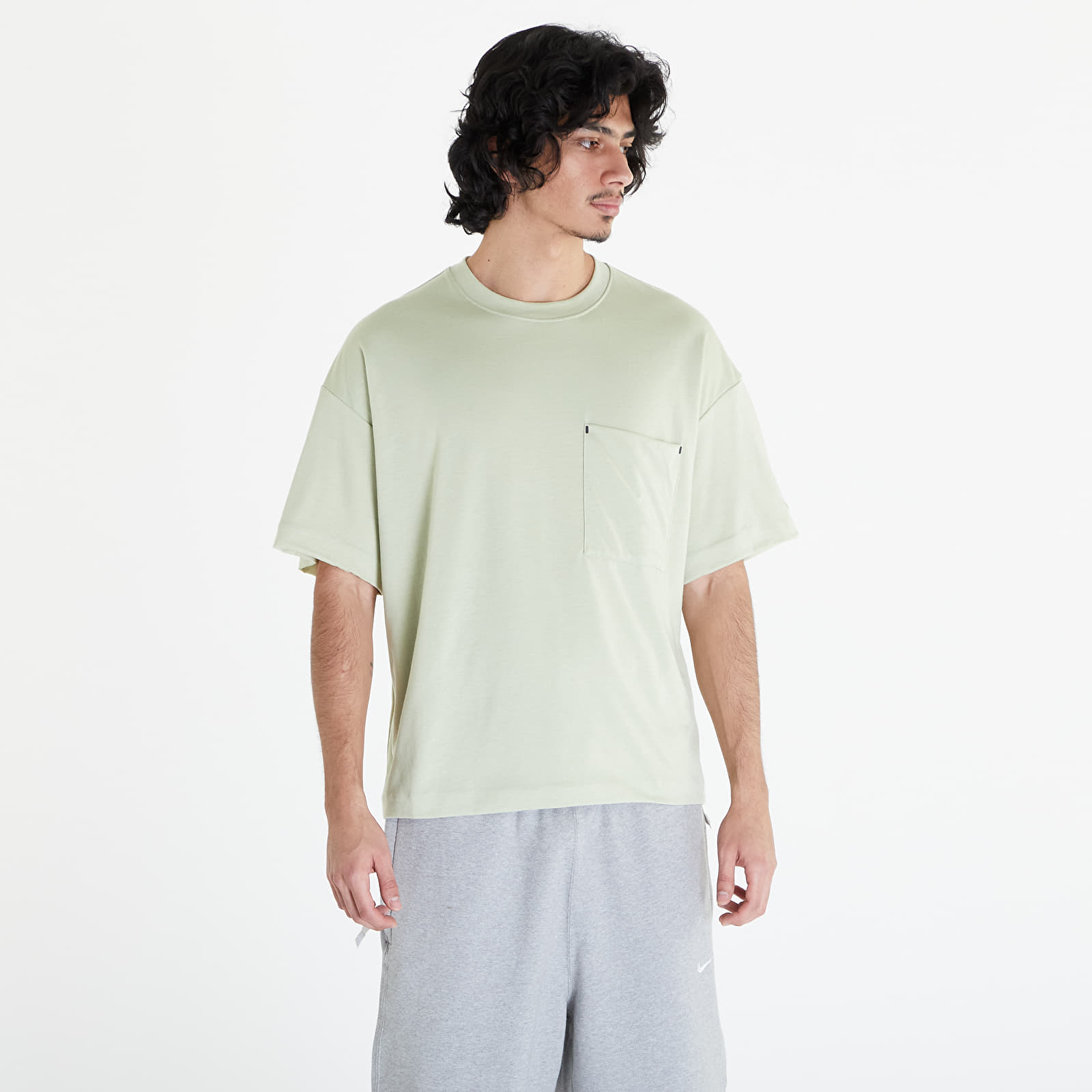 Camisetas Nike Sportswear Tech Pack Dri-FIT Short-Sleeve T-Shirt Olive Aura/ Black/ Olive Aura