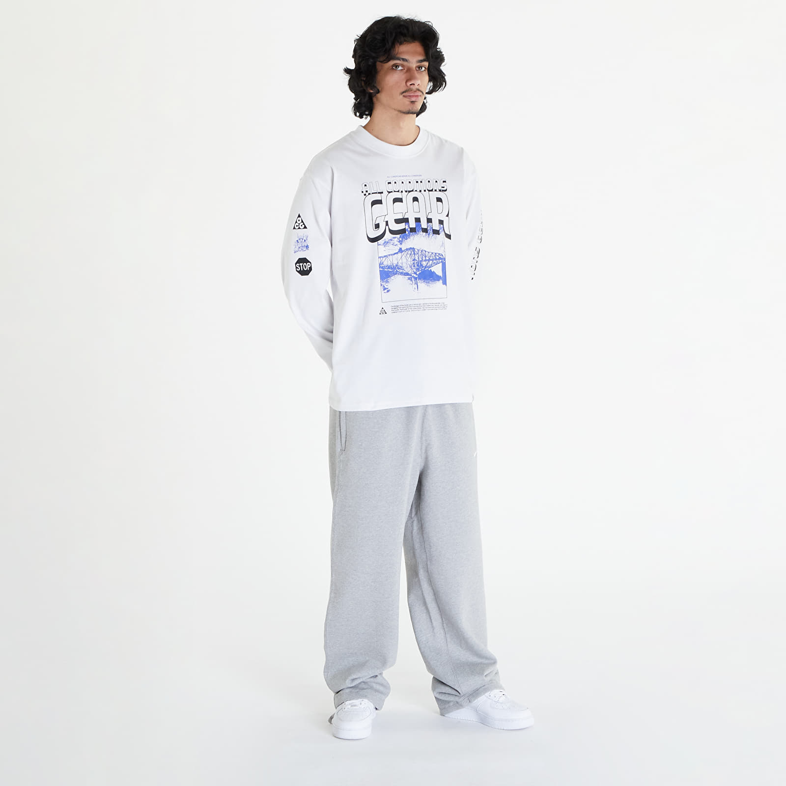 Men's T-shirts Nike ACG Men's Long-Sleeve Dri-FIT T-Shirt Summit White
