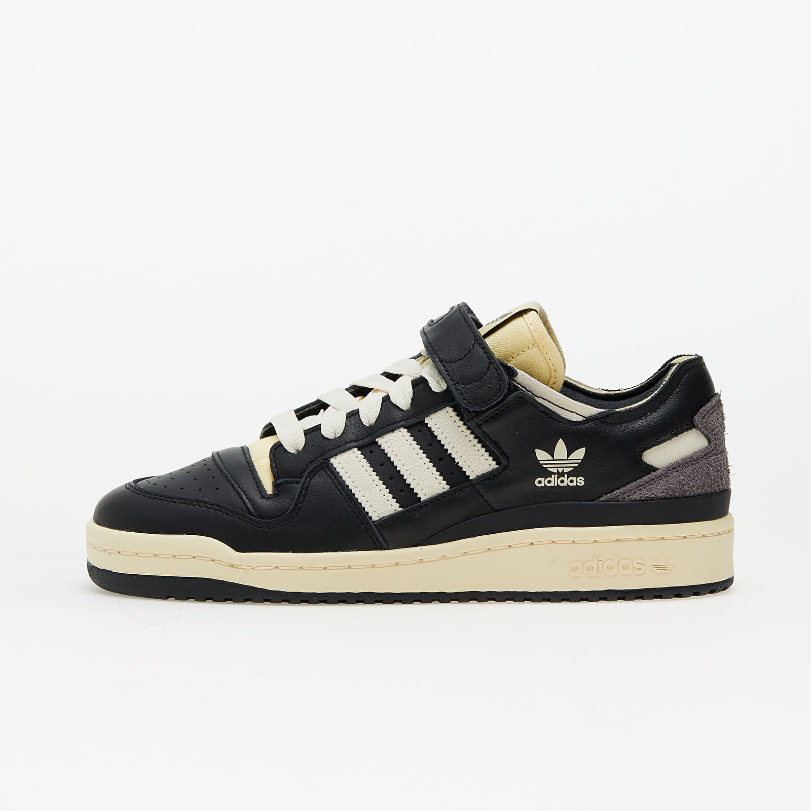 Men s sneakers and shoes adidas Forum 84 Low Core Black Crew White Easy Yellow Queens