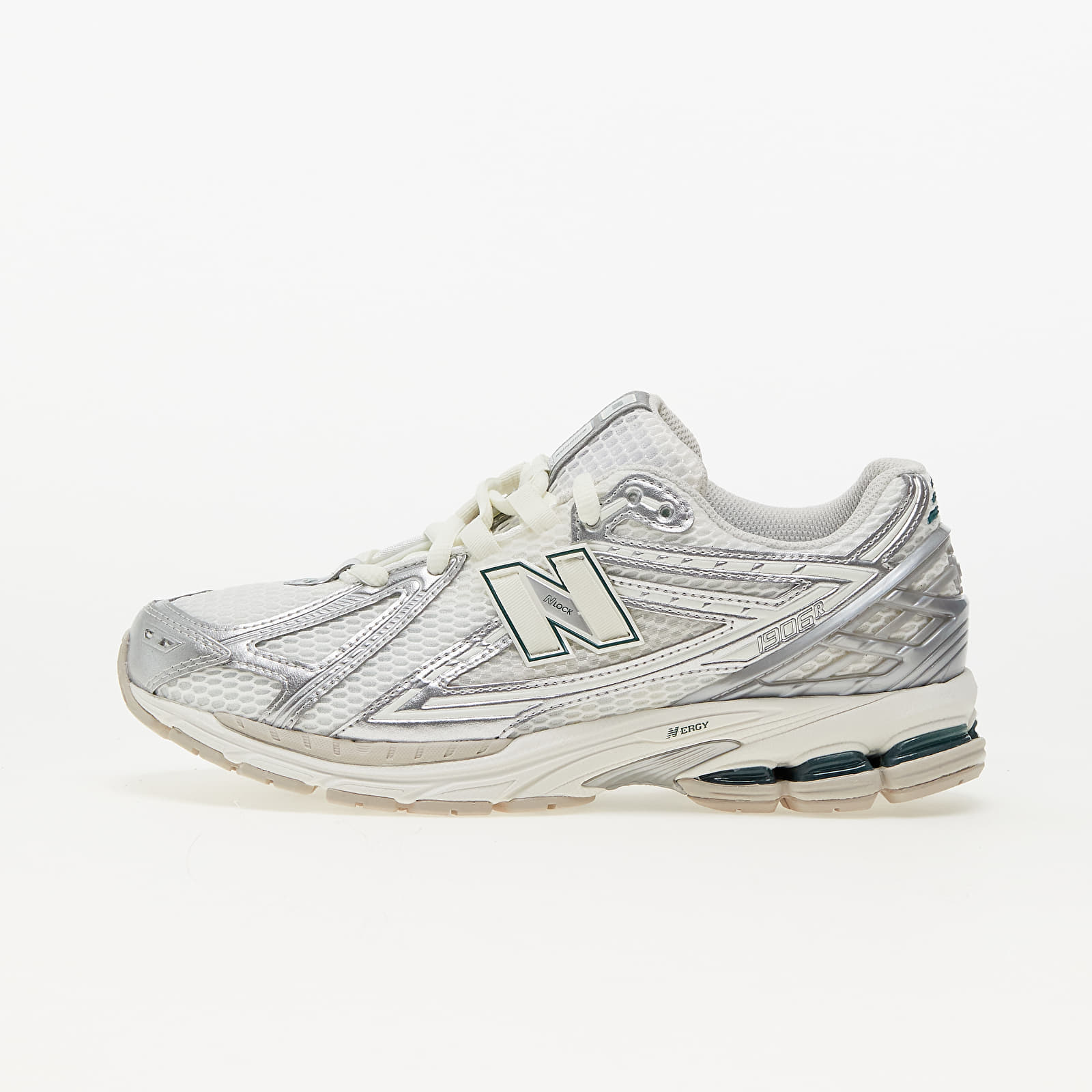 Baskets et chaussures pour hommes New Balance 1906 Silver Metalic Sea Salt New Spruce Queens