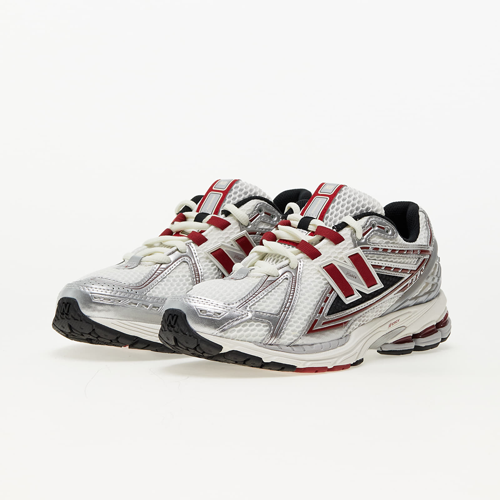 Turnschuhe und Schuhe für Männer New Balance 1906 Silver Metallic/ Classic Crimson/ Sea Salt